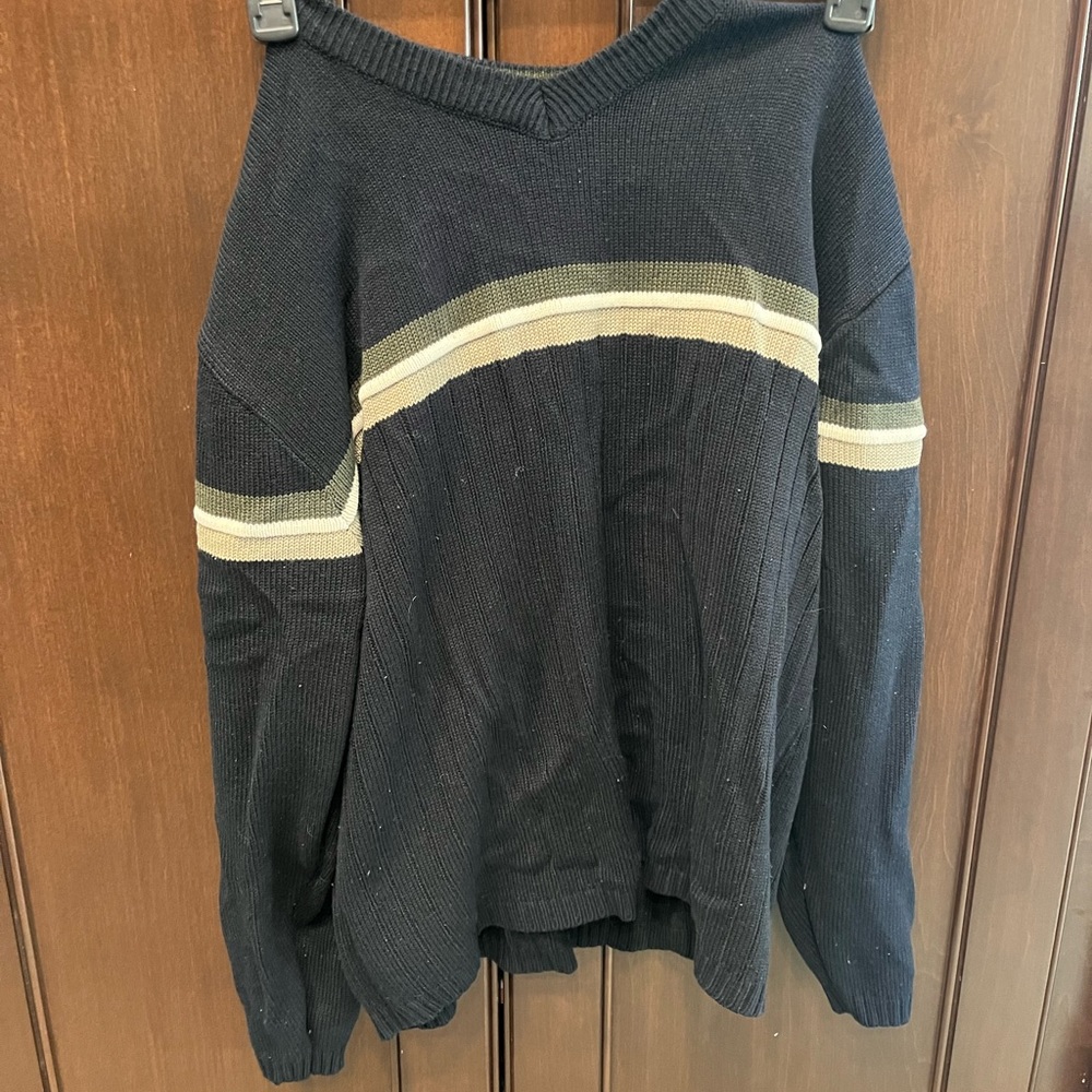 super cute sweater